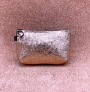 Soft leather purse in rose gold.